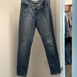 Levi 711 skinny jeans size 31